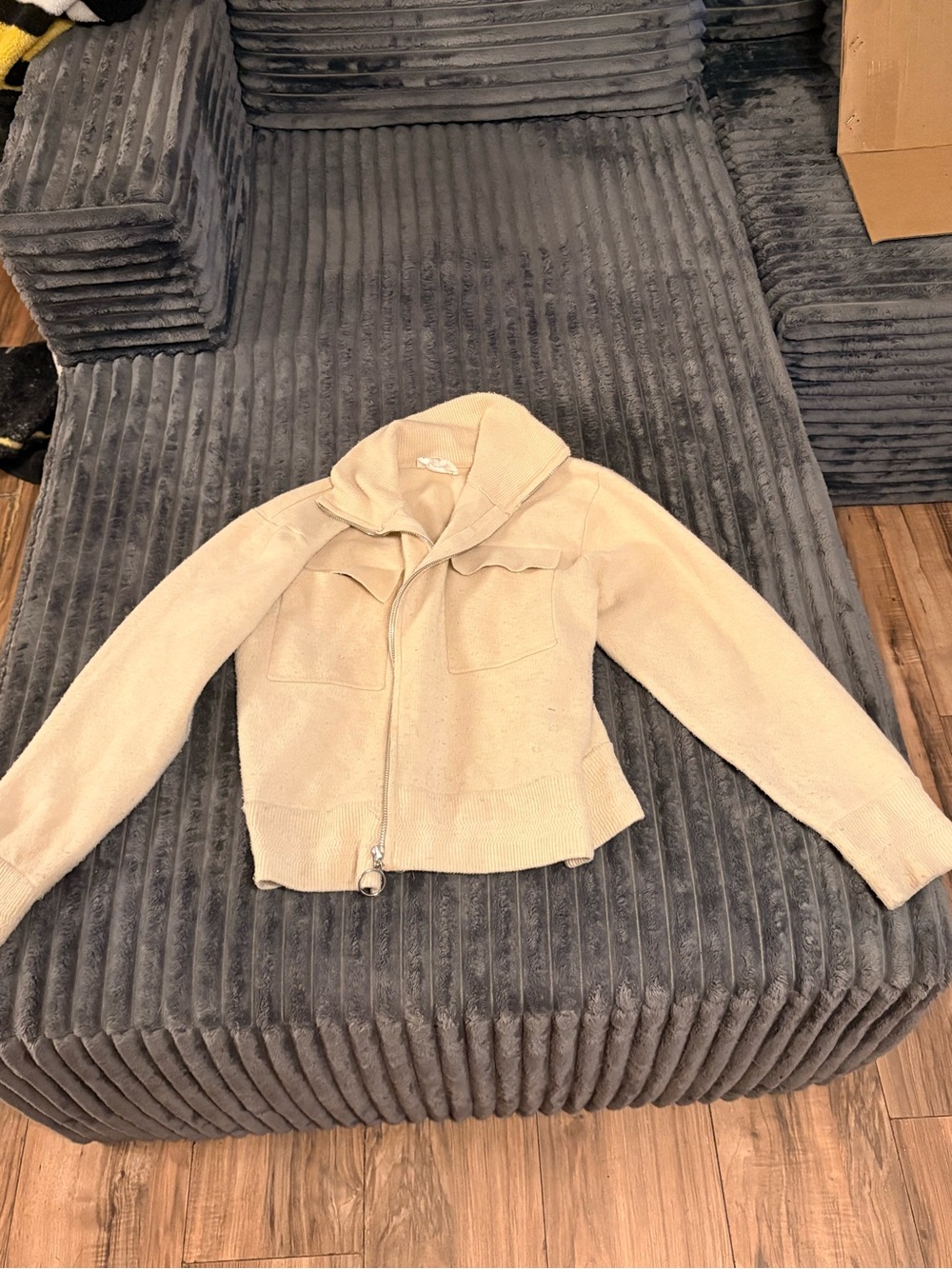 Women's Cream Zip-Front Knit Jacket